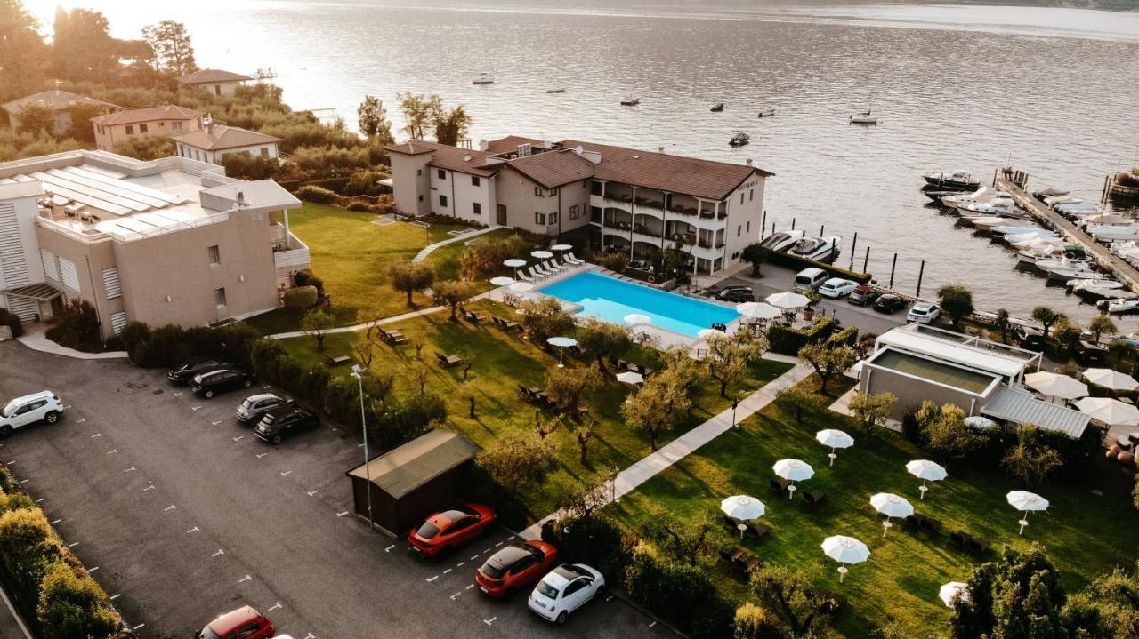 Bella Hotel & Restaurant With Private Dock For Mooring Boats San Felice del Benaco Exterior foto