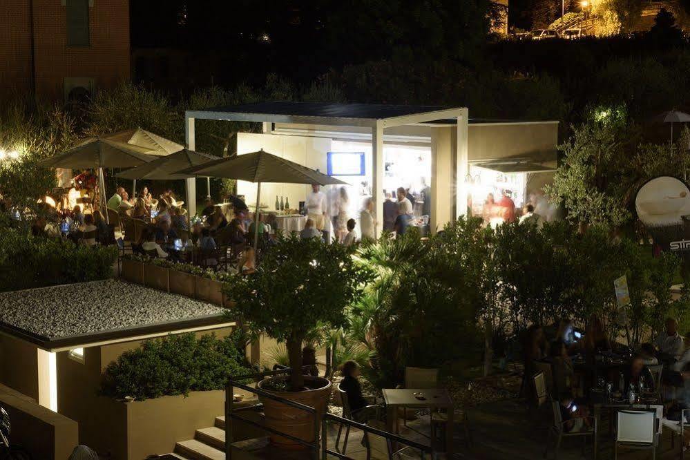 Bella Hotel & Restaurant With Private Dock For Mooring Boats San Felice del Benaco Exterior foto